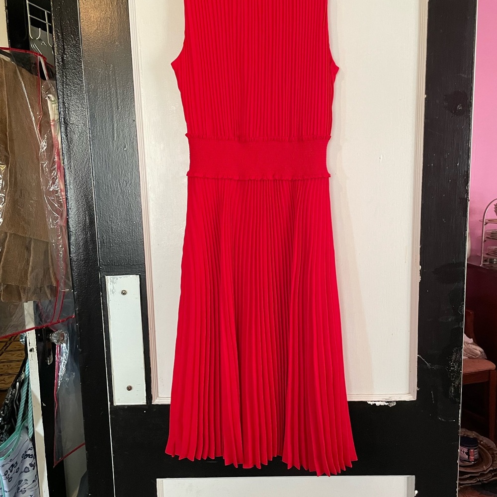 Sleeveless red vintage dress